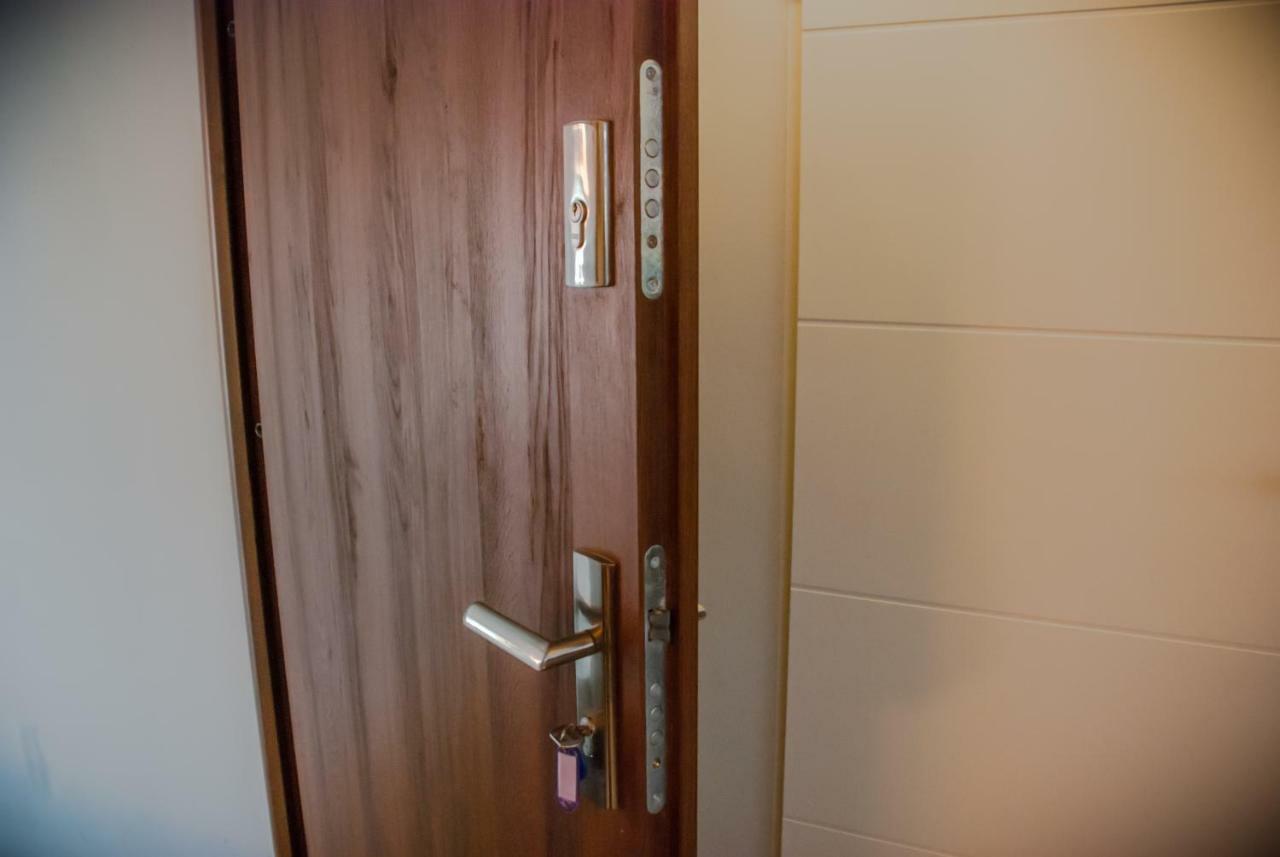 Noclegi "Boczna 5A" Apartamenty Goscinne Szczawno-Zdroj Exterior photo